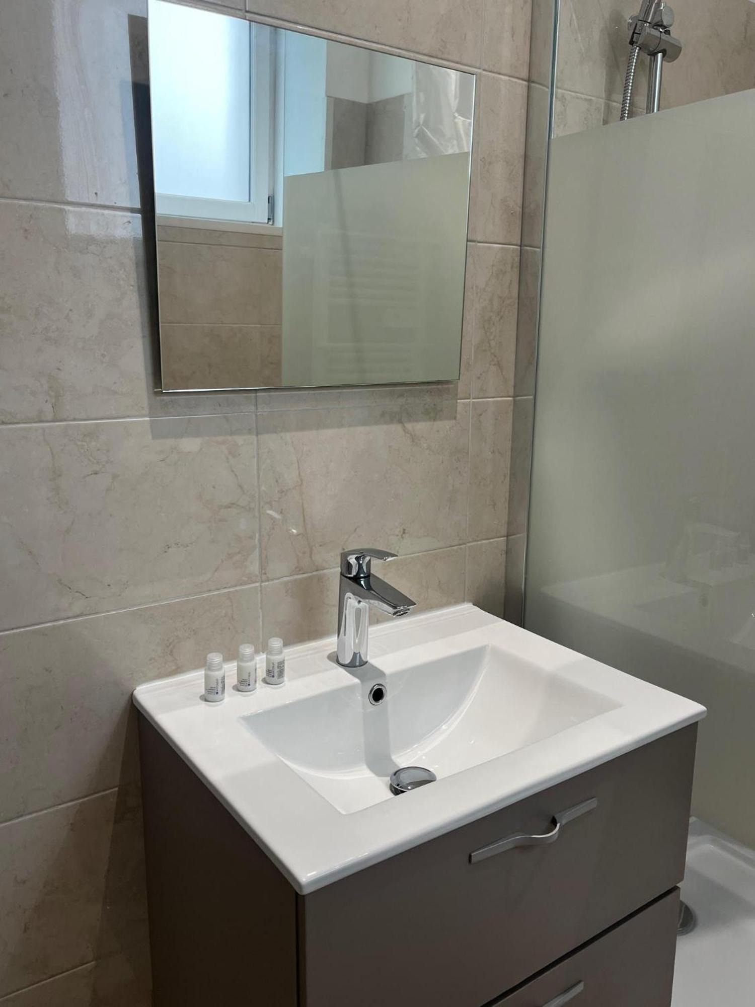Lourdes : Superbe T2 42M2 Apartman Kültér fotó